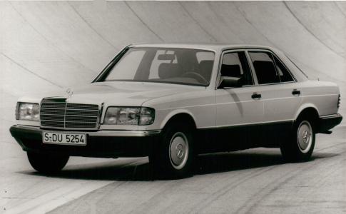 Mercedes-Benz W126 S-klasse (37 fabriksfoto)