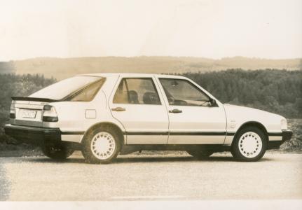SAAB 9000 (foto 8)