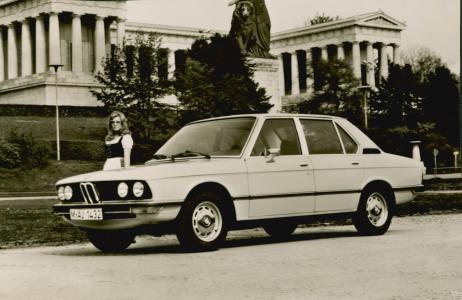 BMW 518 520 520i (11 foto)