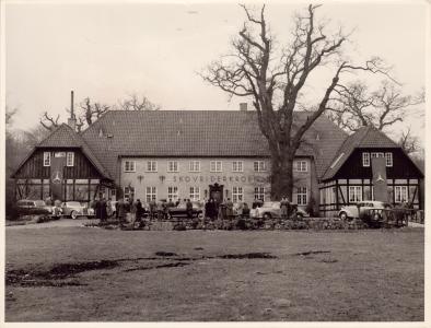 Bohnstedt-Pedersen pressemøde Skovriderkroen