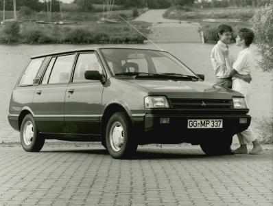 Mitsubishi Space Wagon