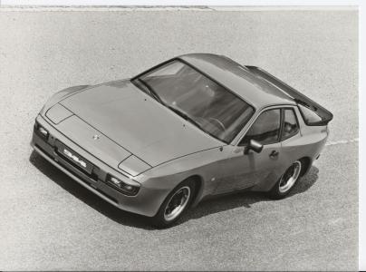 Posche 944