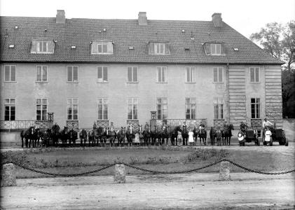 Gruppebillede med traktorer