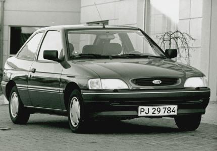 Ford Escort Mk4